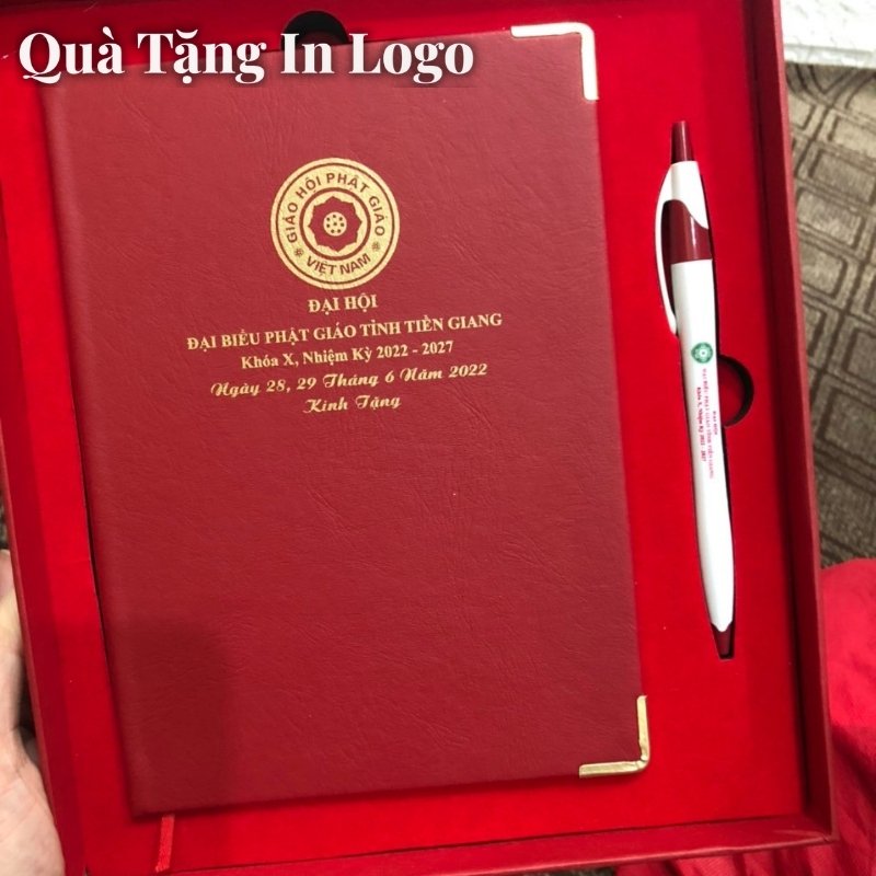 bo-giftset-in-logo (2)
