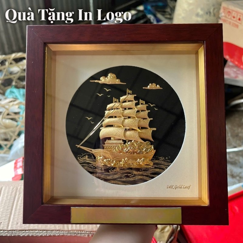 trang-dat-vang-in-logo