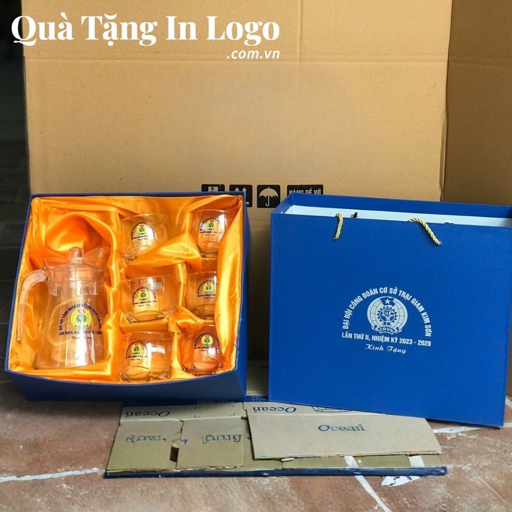 Bộ bình cốc thủy tinh in logo quà tặng
