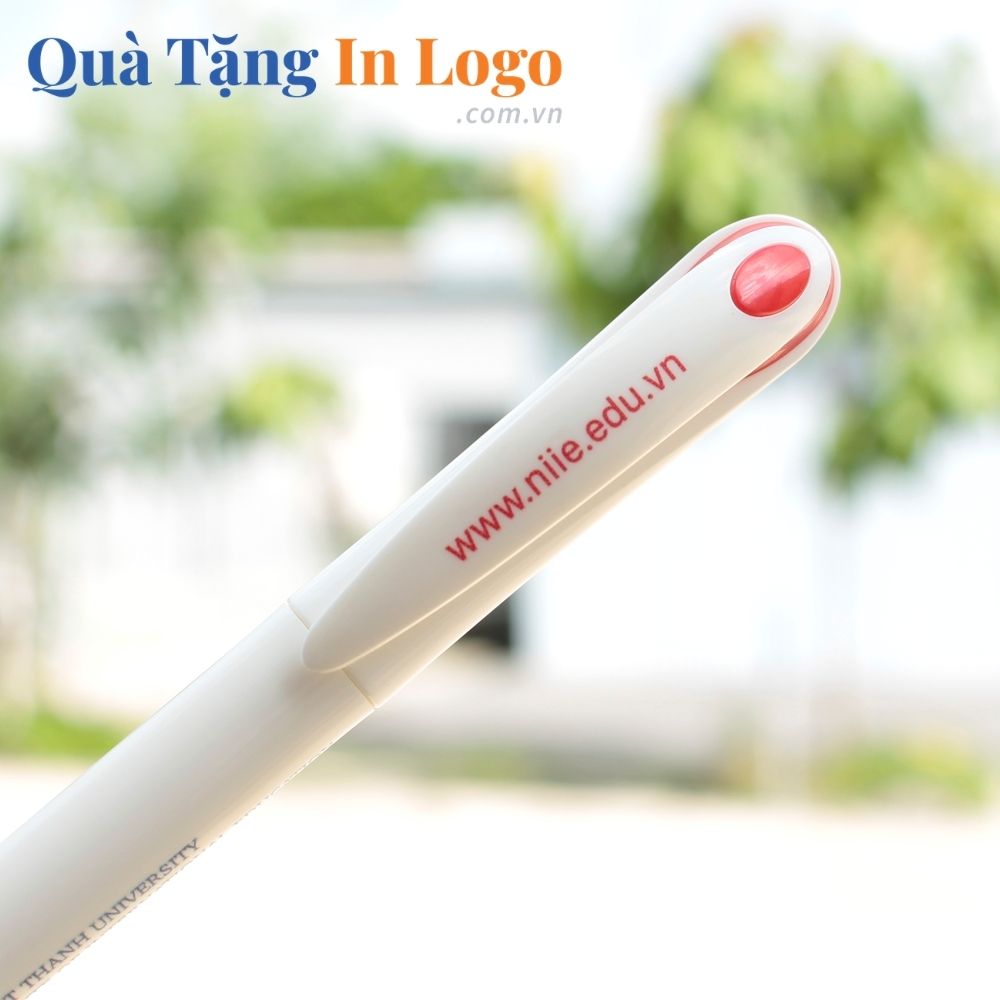 Bút bi quà tặng in logo