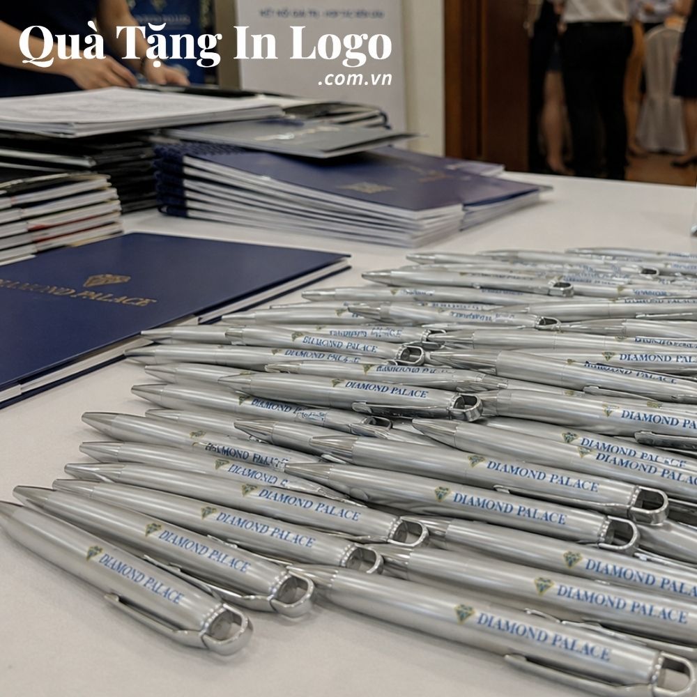 Bút bi quà tặng in logo