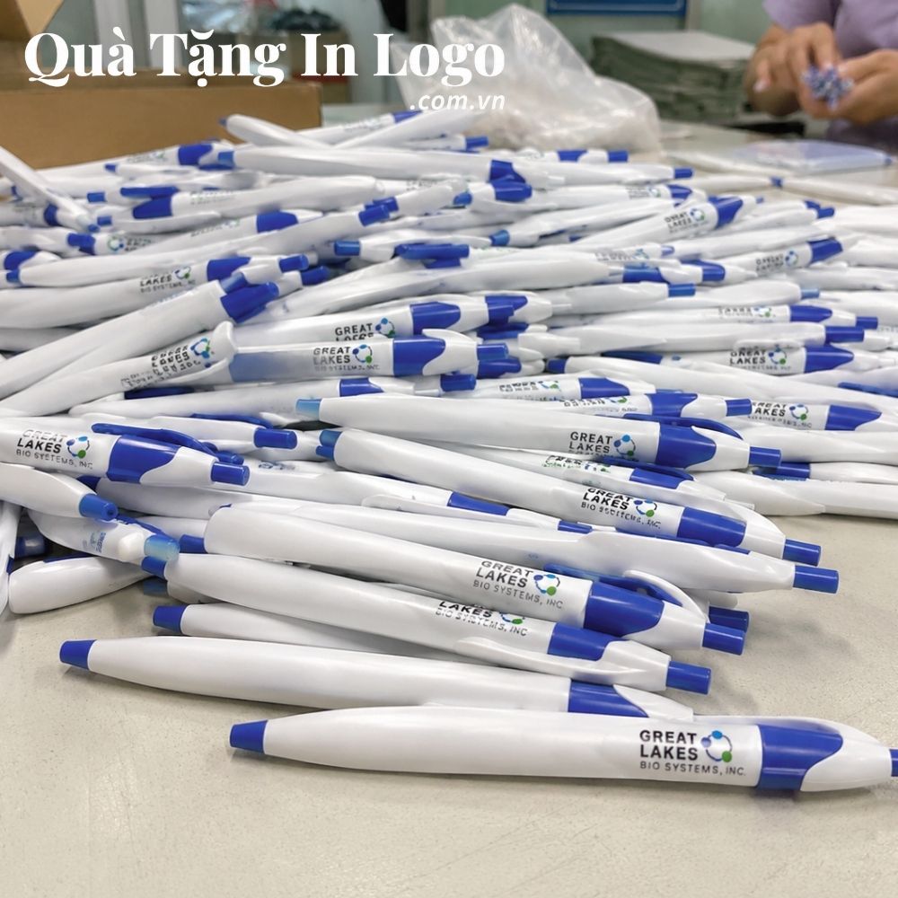 Bút bi quà tặng in logo