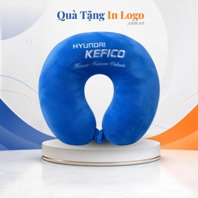 Gối chữ U thêu logo quà tặng