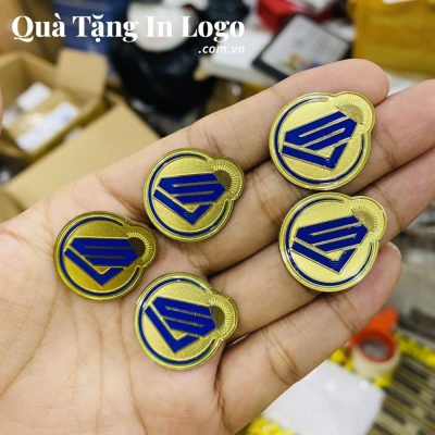 Huy hiệu quà tặng in logo
