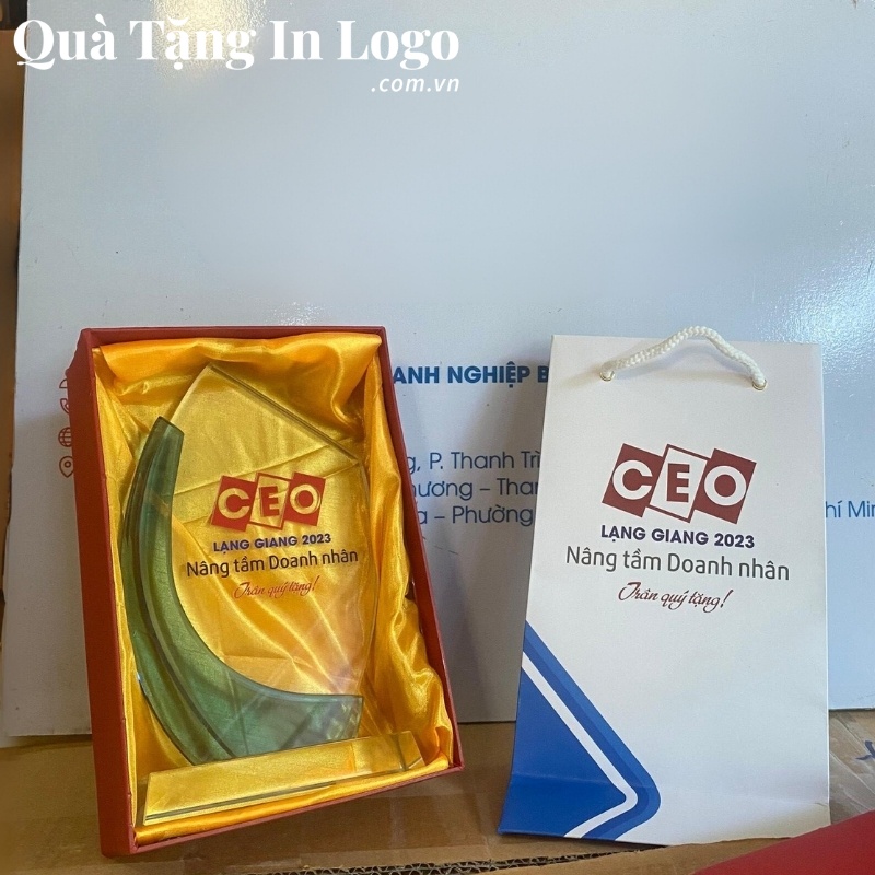 Kỷ Niệm Chương Quà Tặng In Khắc Logo - Ảnh 55