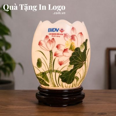 Đèn xông tinh dầu in logo quà tặng