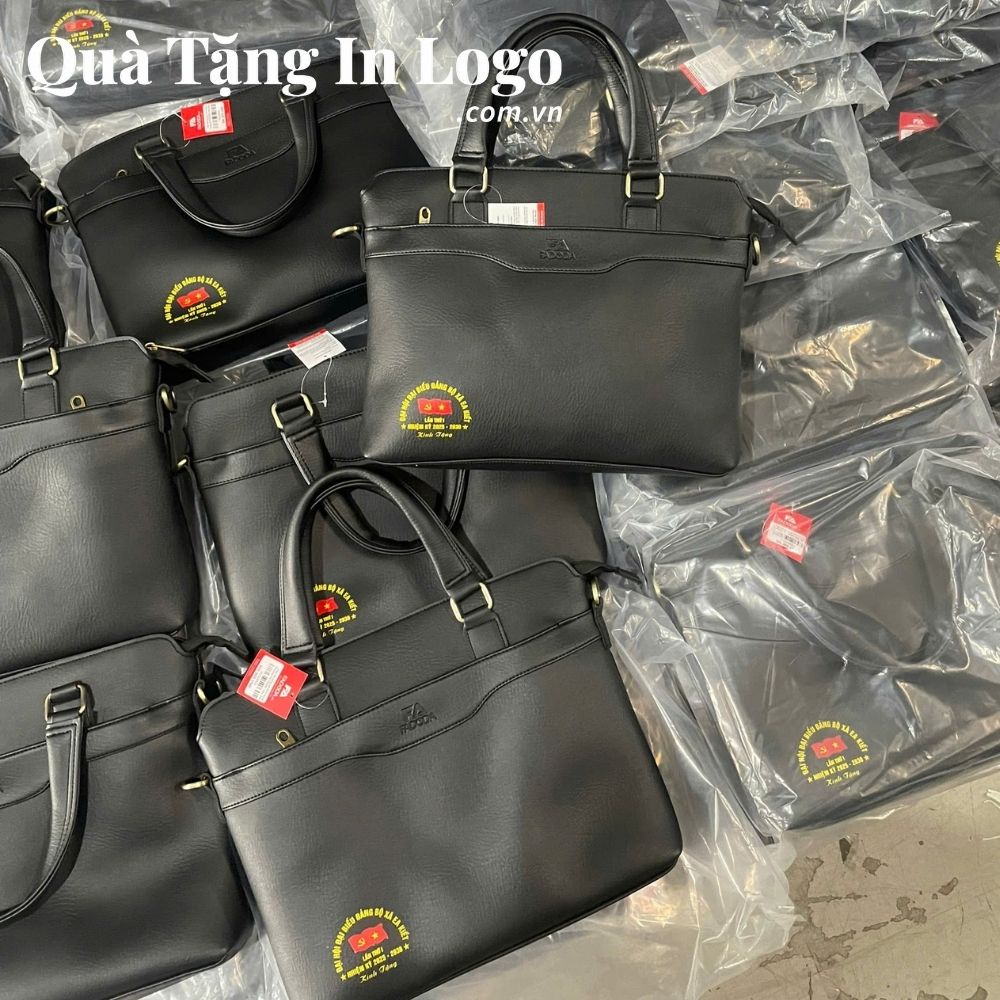 Quà tặng Đại hội in logo