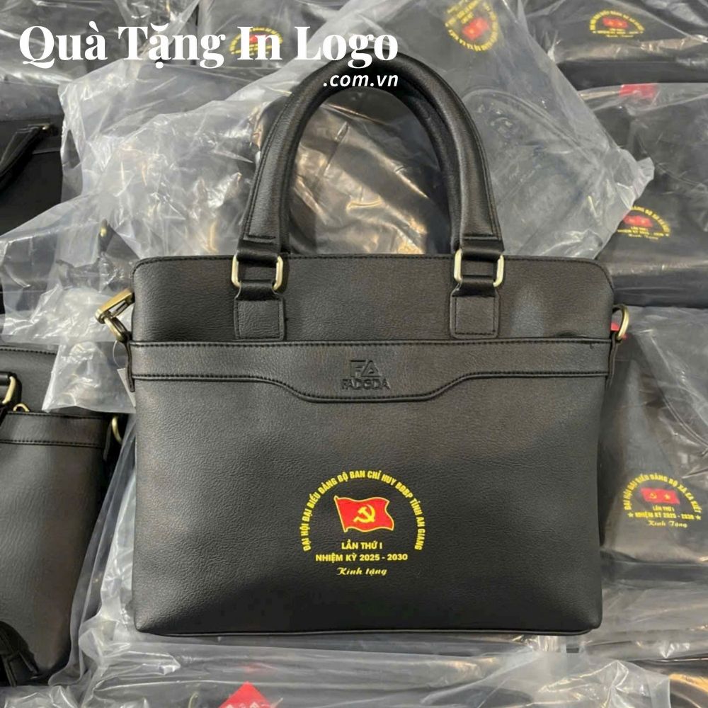 Quà tặng Đại hội in logo