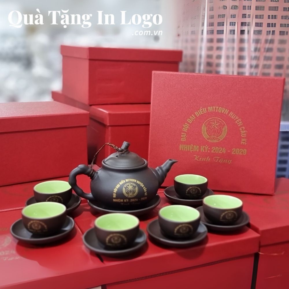 Bộ ấm chén quà tặng in logo