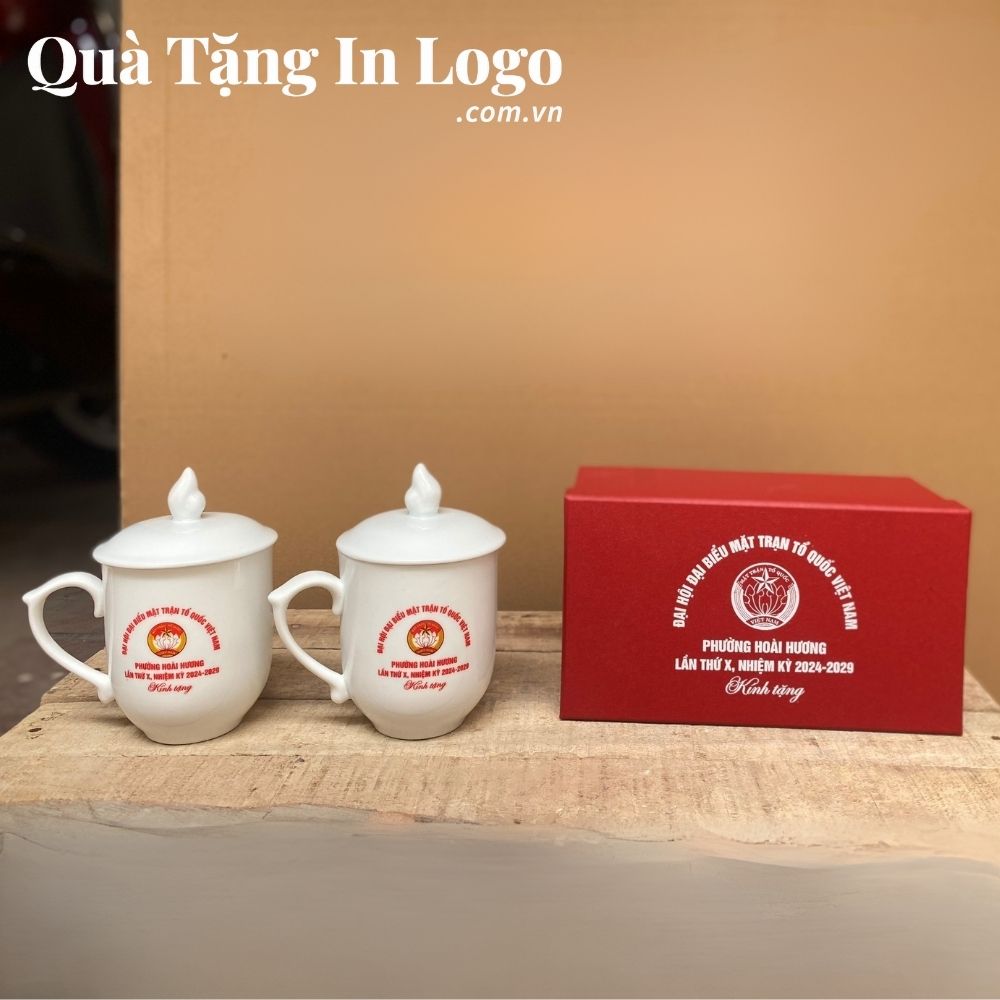 Cốc sứ Đại hội in logo