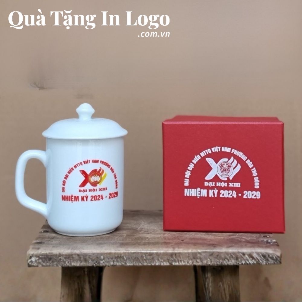 Cốc sứ Đại hội in logo