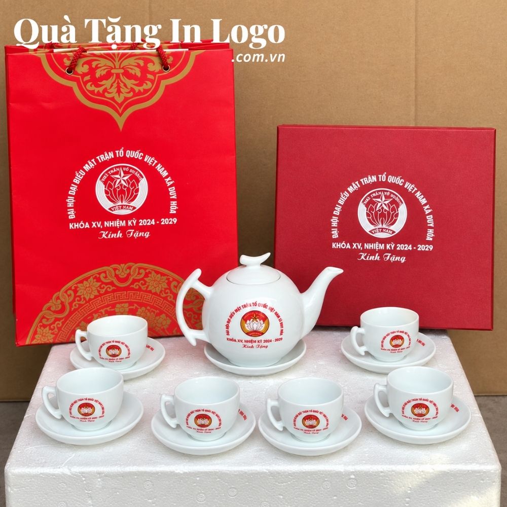 Bộ ấm chén quà tặng in logo