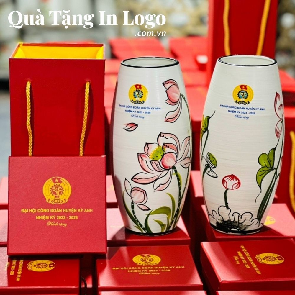 Bình hoa Bát Tràng quà tặng Đại hội