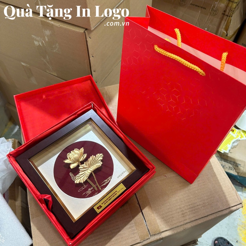 Tranh dát vàng quà tặng